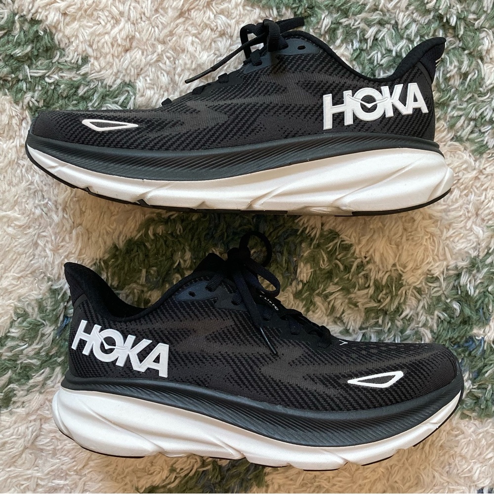 Black Hoka Clifton 9 Shoes